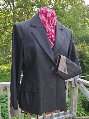 Classy Black Fitted Blazer
